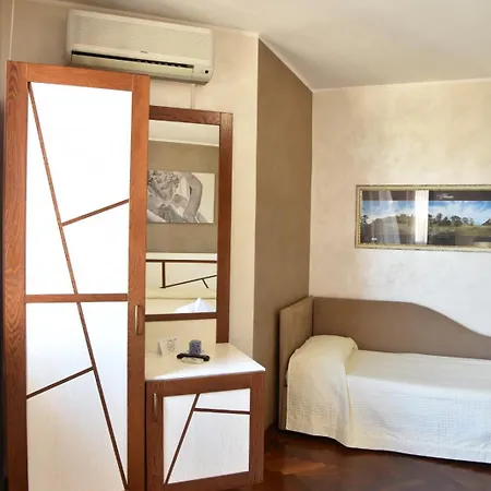 Hotel Sirio Rotonda Exterior photo