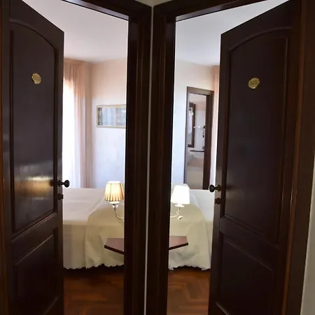 Hotel Sirio Rotonda Exterior photo